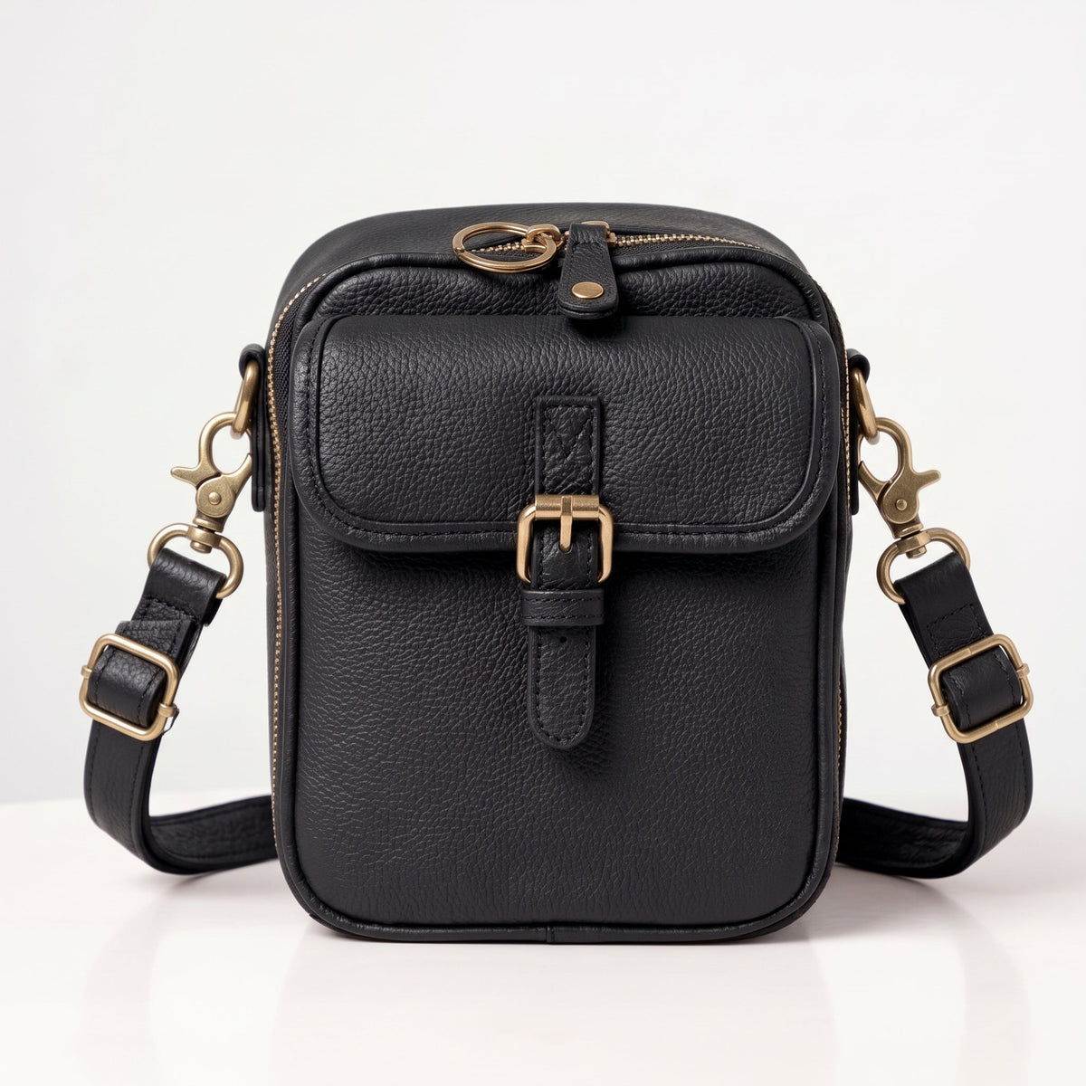 Die geräumigste Crossbody-Tasche | MYLARA