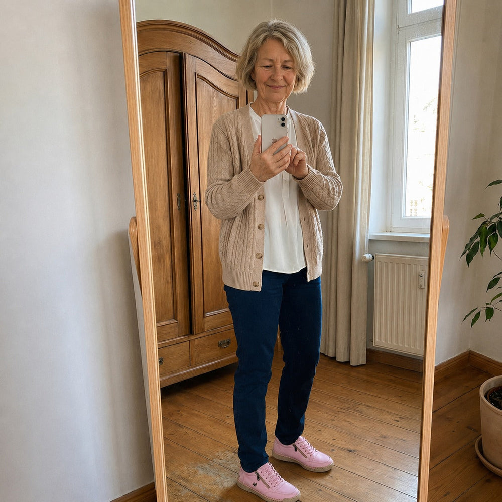 ELLA Komfort-Sneaker im Alltag – Look 1
