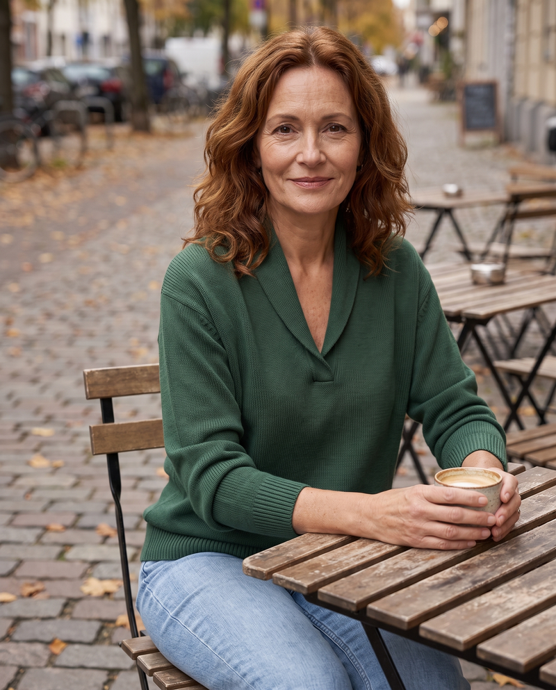 Bequemer Pullover mit V-Ausschnitt | GRETA – Kundinnenfoto 3